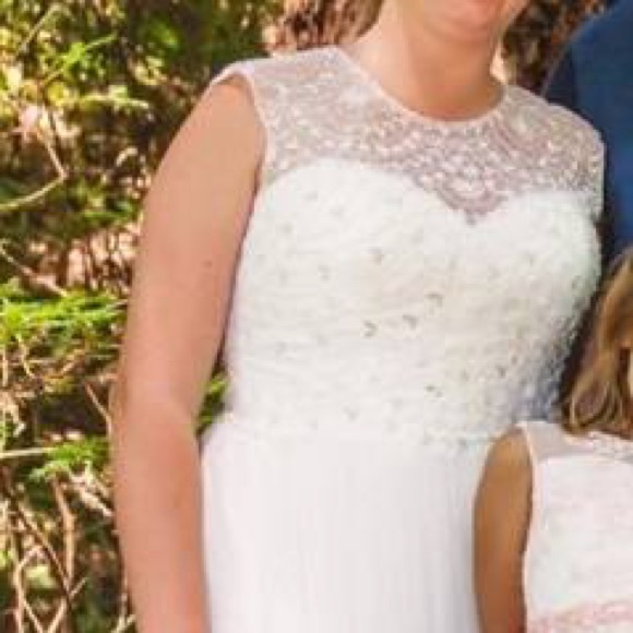 Alfred Angelo wedding dress size 16W - Picture 2 of 5